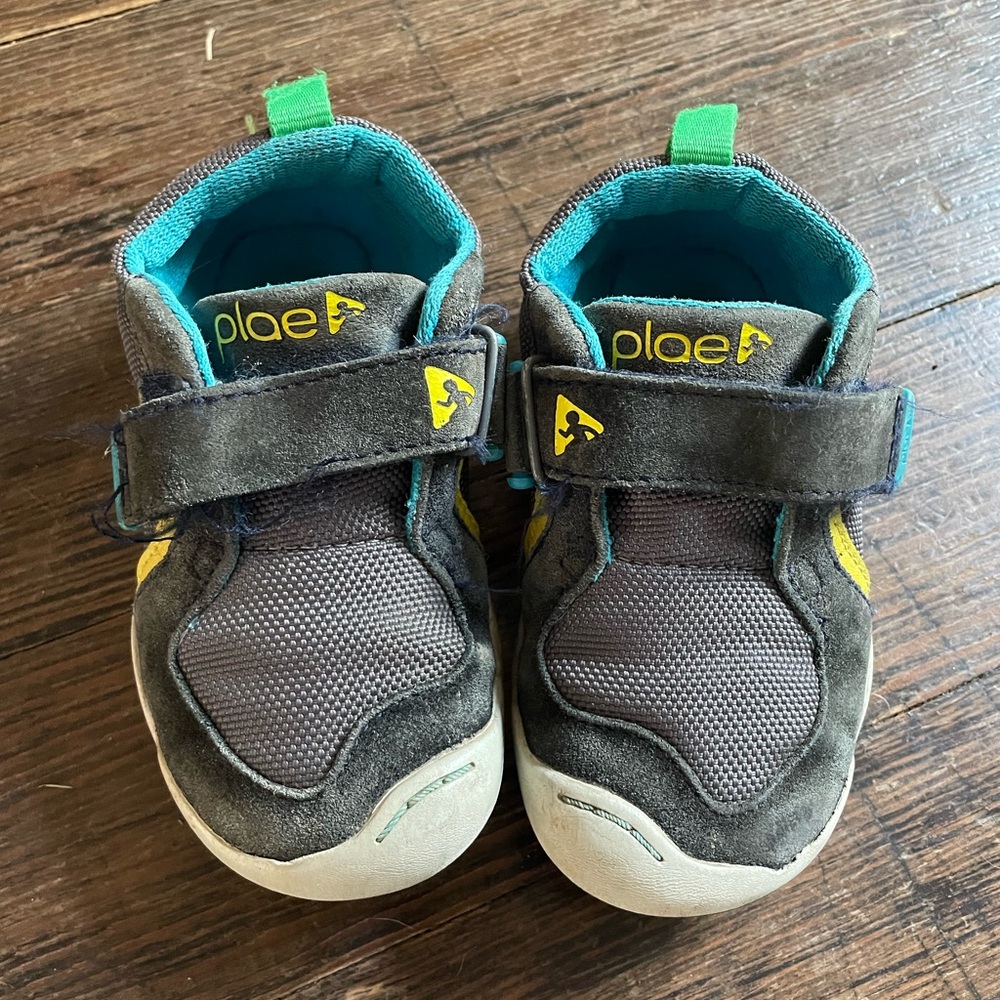 Plae TY size 7 toddler